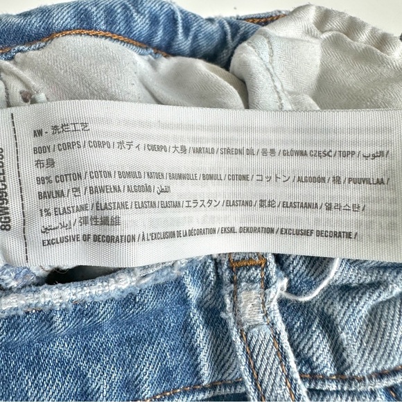 Abercrombie & Fitch Curve Love High Rise 90s Relaxed Jean 27 4 Short Stretch - Picture 8 of 9